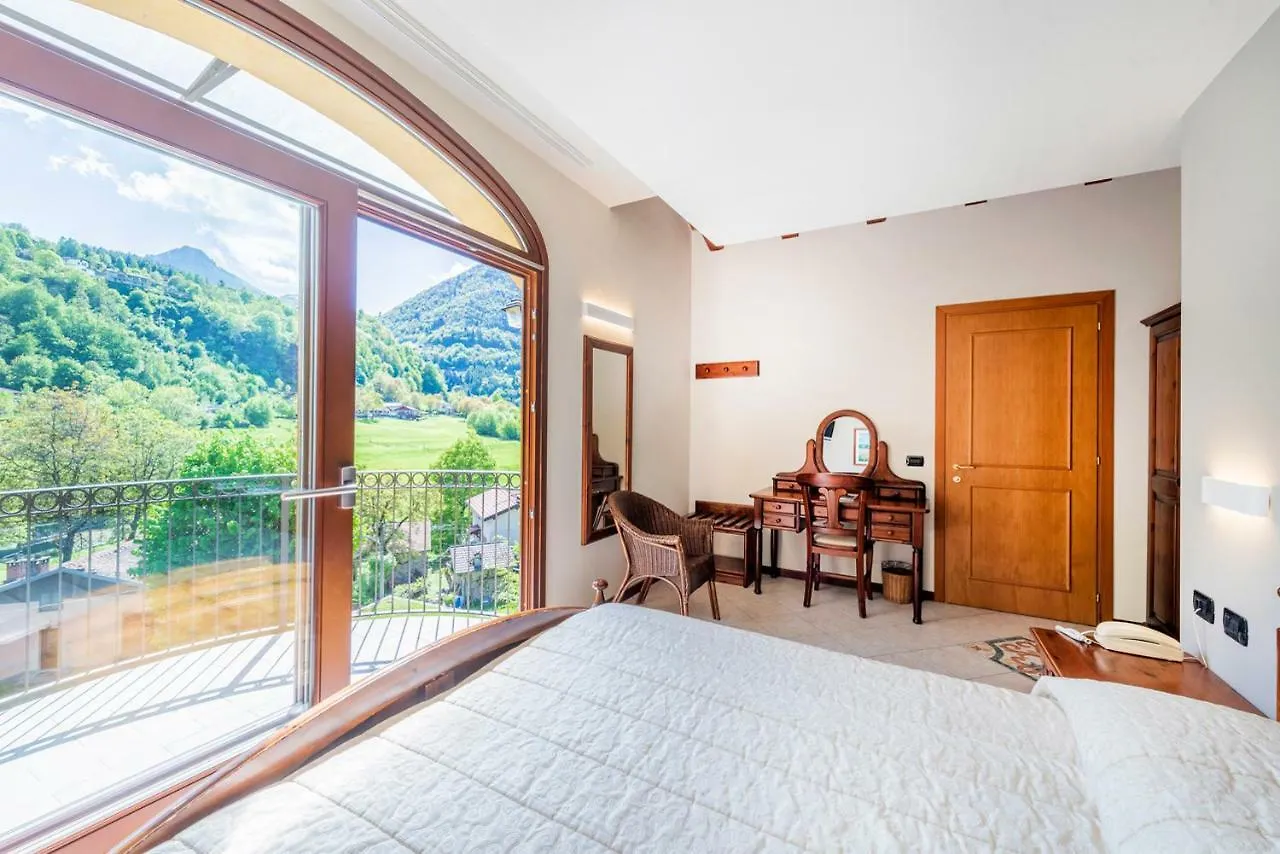 Locanda Sant' Anna Argegno Hotel